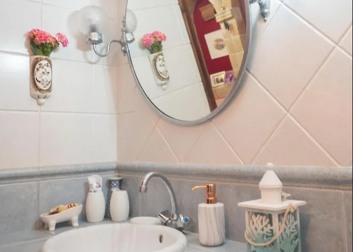 Private Art 50m From Sea 1-3 Per * Монемвазия