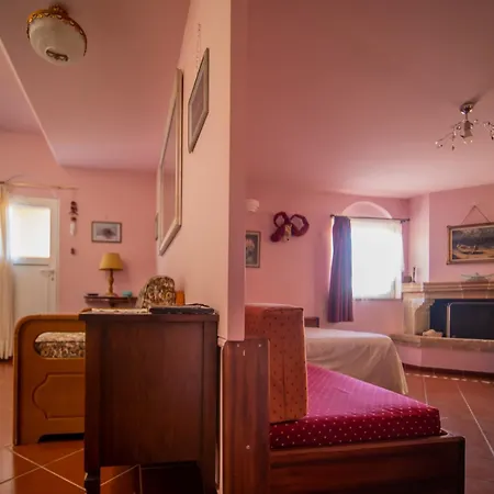 Private Art 50m From Sea 1-3 Per Μονεμβασιά