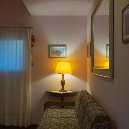 Σπίτι διακοπών Private Art 50m From Sea 1-3 Per Μονεμβασιά