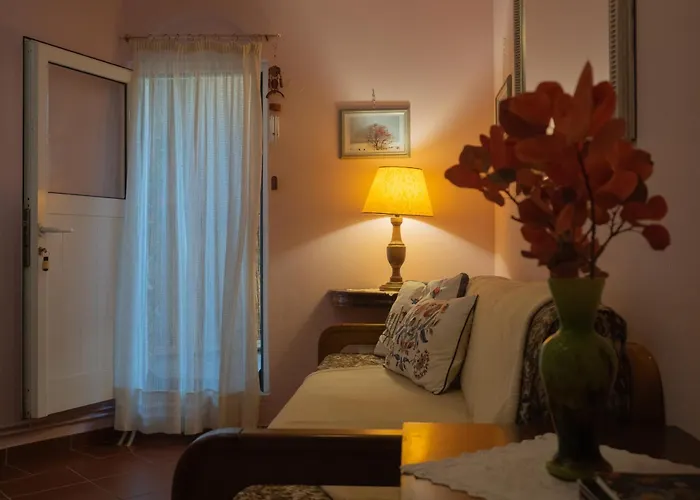 Private Art 50m From Sea 1-3 Per בית נופש מונמבאסיה