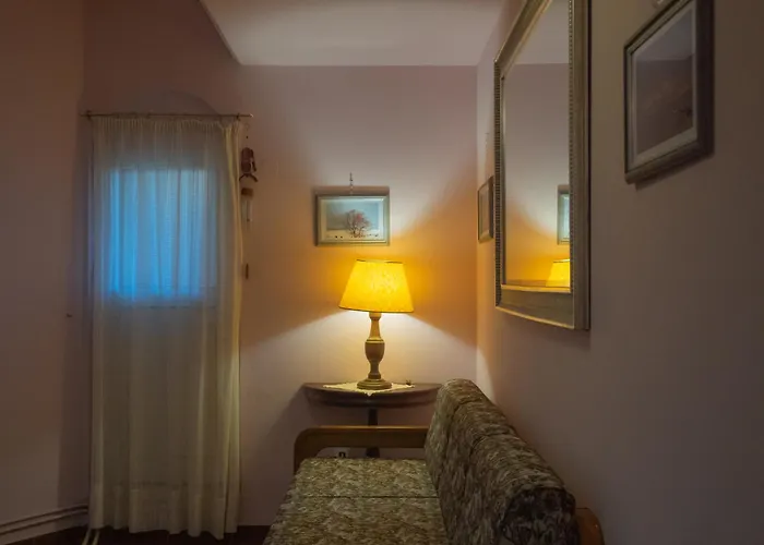 בית נופש Private Art 50m From Sea 1-3 Per מונמבאסיה