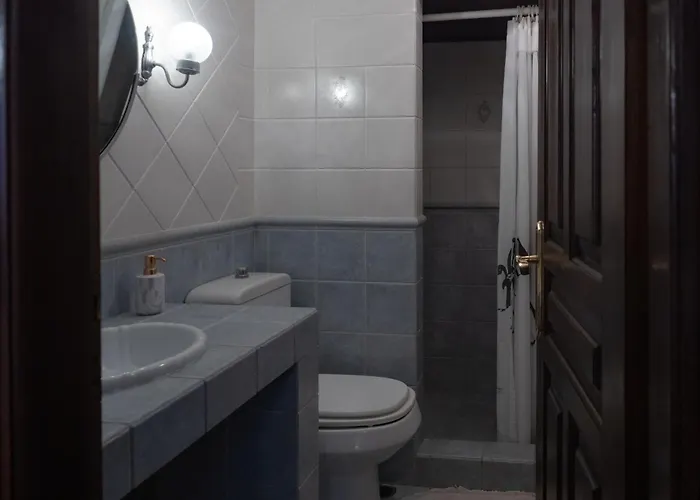 Private Art 50m From Sea 1-3 Per בית נופש